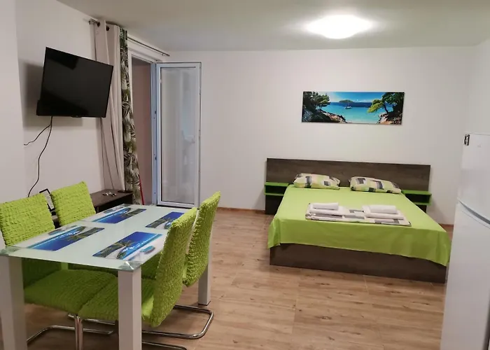 Path Ways To The Sea -пътека към морето 普里莫尔斯科